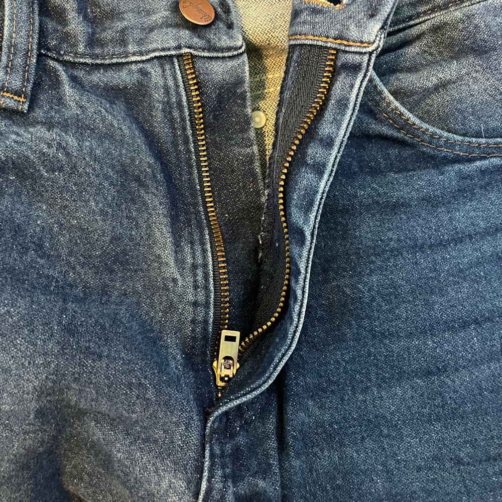 Wrangler Men's Classic Blue Bootcut Jeans - Picture 6 of 6